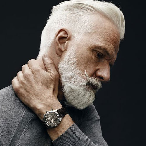 Cool-Hairstyles-For-Men-with-White-Hair