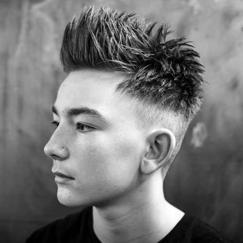 Spiky-Pompadour-with-Low-Fade